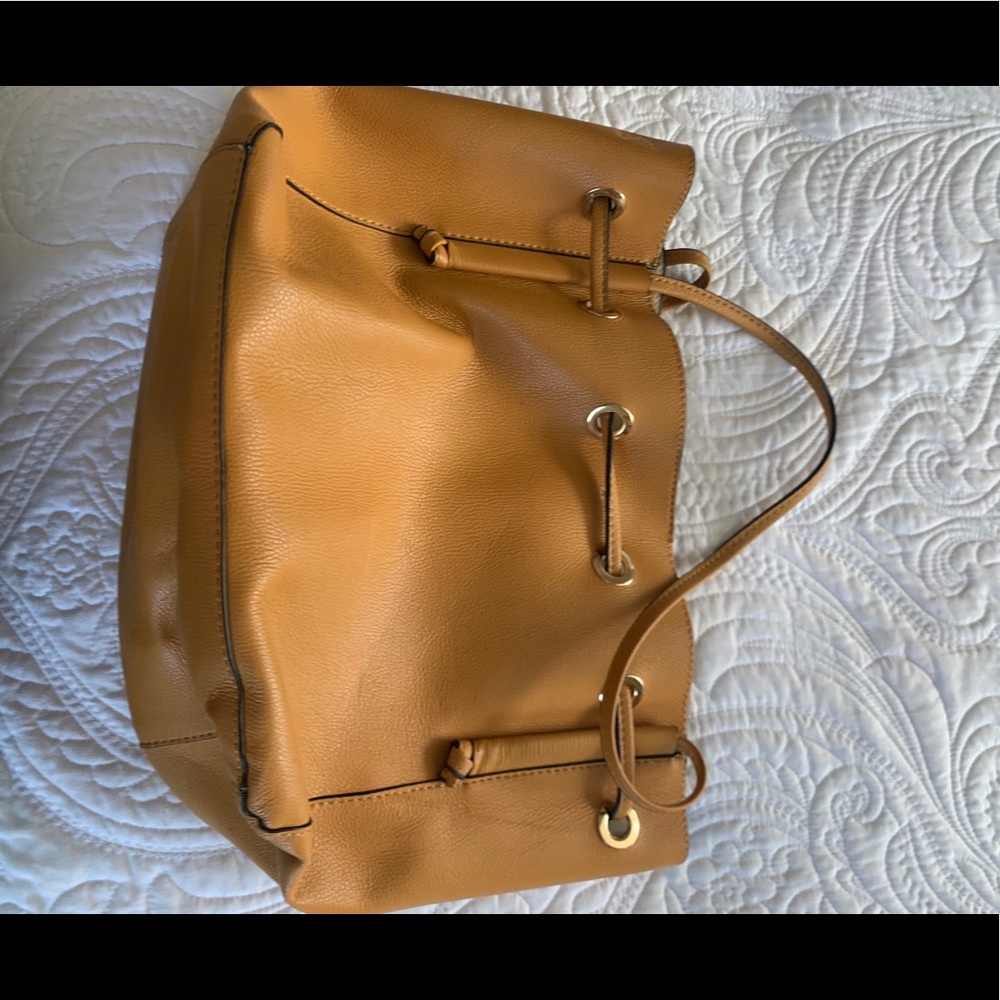 Orange Zara purse with drawstring closure - Picture 2 of 4